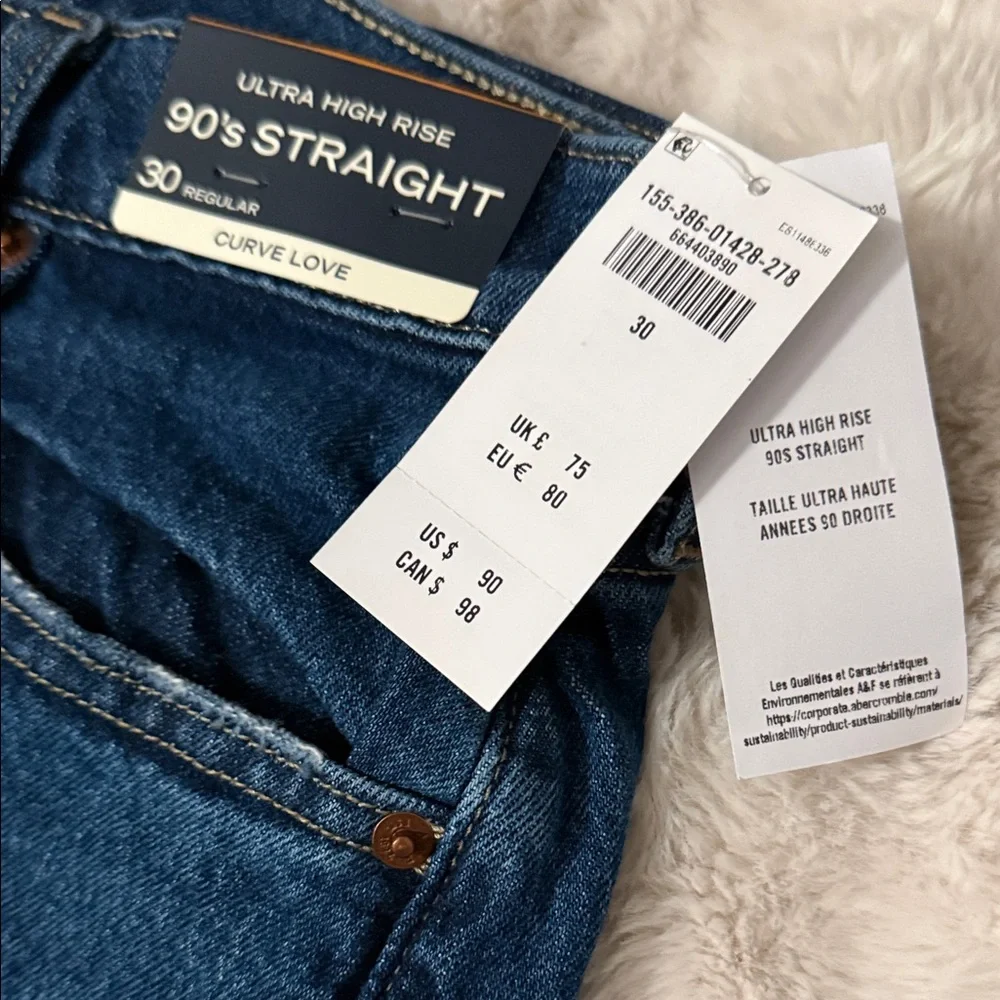 Womens ultra high rise 90s Straight Blue Jeans- BRAND NEW W TAGS ABERCROMBIE - Picture 2 of 14